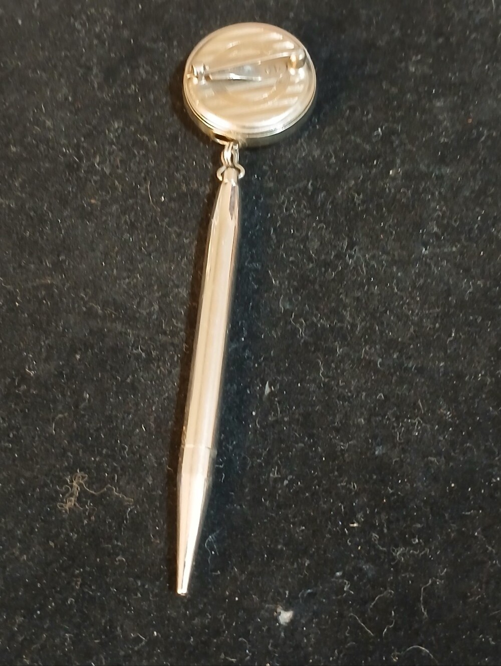 Vinttage Silver Tone Dangle Pin Brooch - Sleek Retractable Drop Design